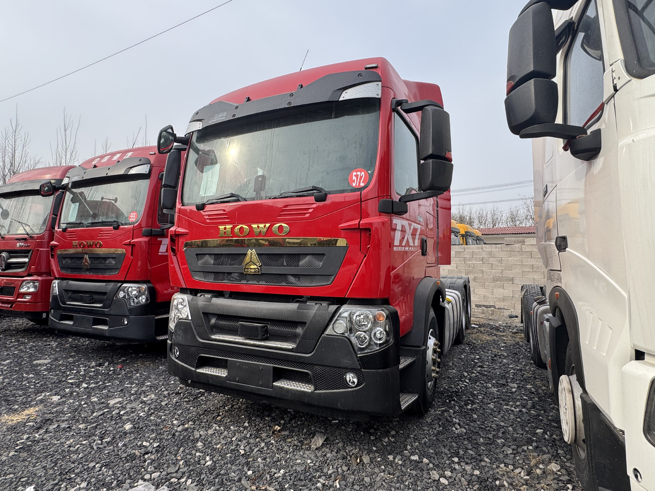 HOWO TX7 - Tractor unit: picture 2 HOWO TX7 - Tractor unit: picture 2