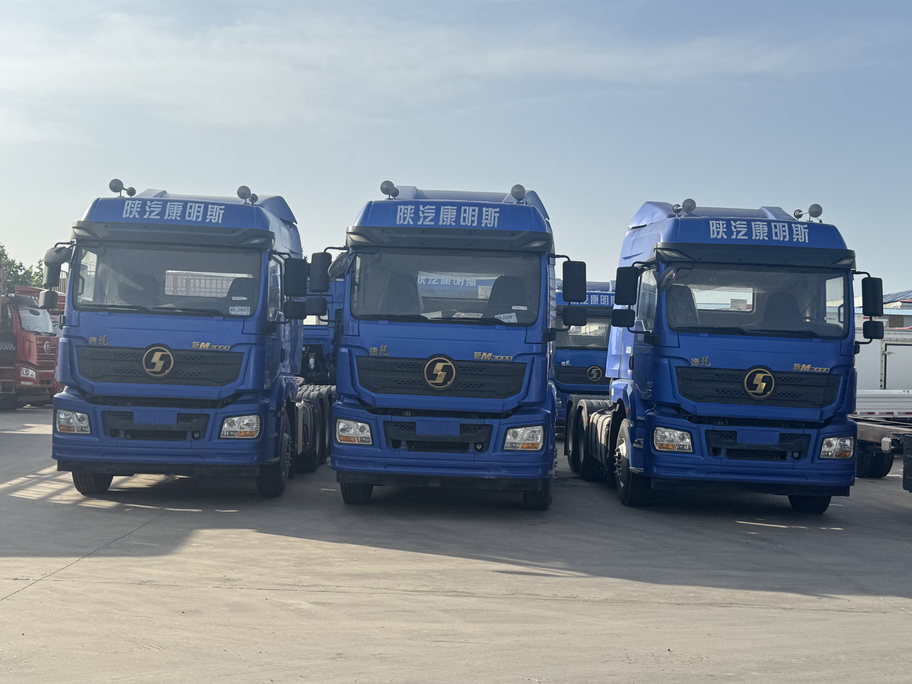 SHACMAN - Tractor unit: picture 4 SHACMAN - Tractor unit: picture 4