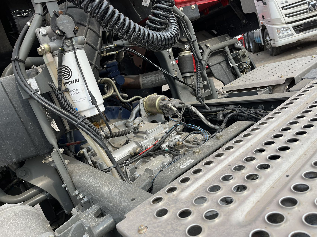 New Tractor unit SINOTRUCK HAOHAN: picture 9