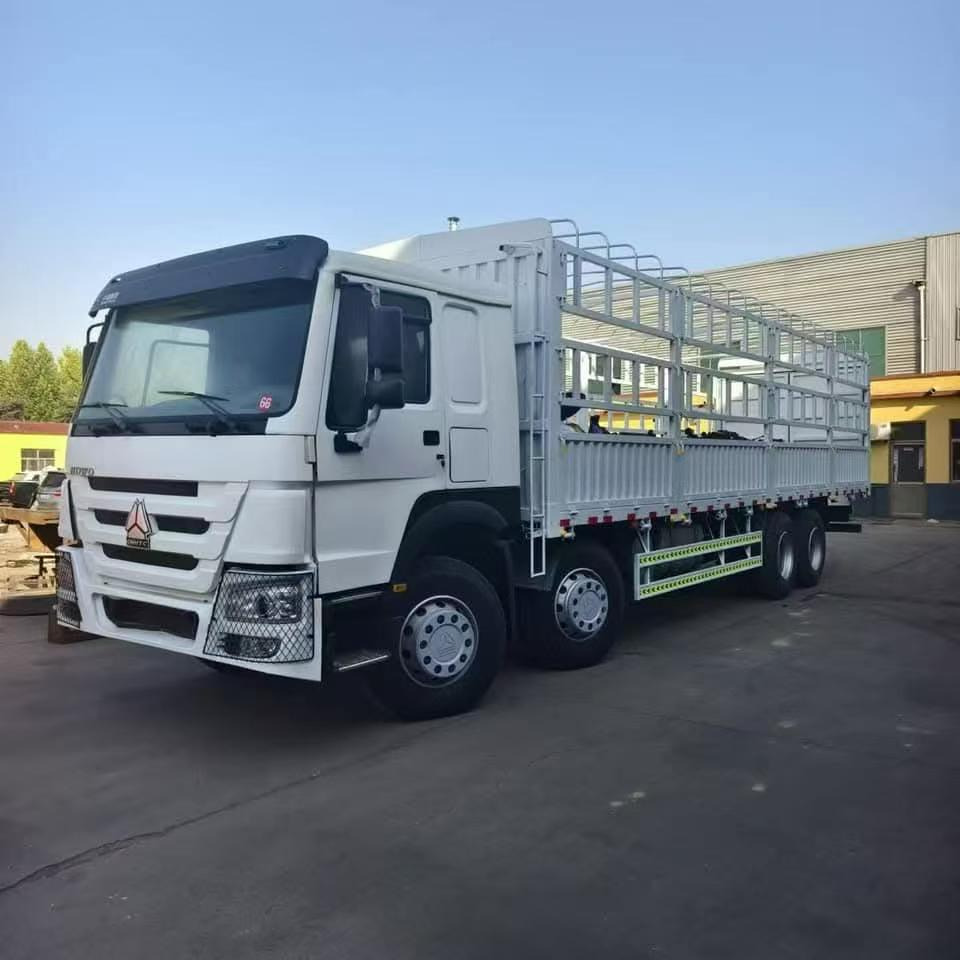 Howo - Cab chassis truck: picture 3 Howo - Cab chassis truck: picture 3