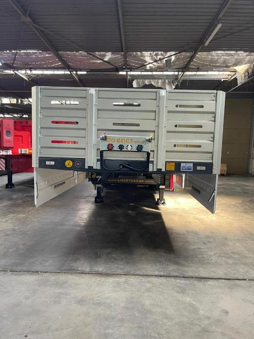 LIDER 3-assige flatbed - Dropside/ Flatbed semi-trailer: picture 1 LIDER 3-assige flatbed - Dropside/ Flatbed semi-trailer: picture 1