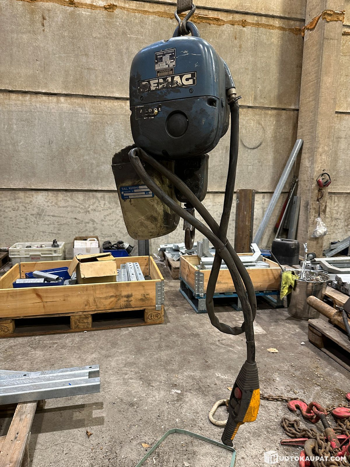 DEMAG PK5N-F sähköketjutalja, Hyvinkää - Warehouse equipment: picture 1 DEMAG PK5N-F sähköketjutalja, Hyvinkää - Warehouse equipment: picture 1