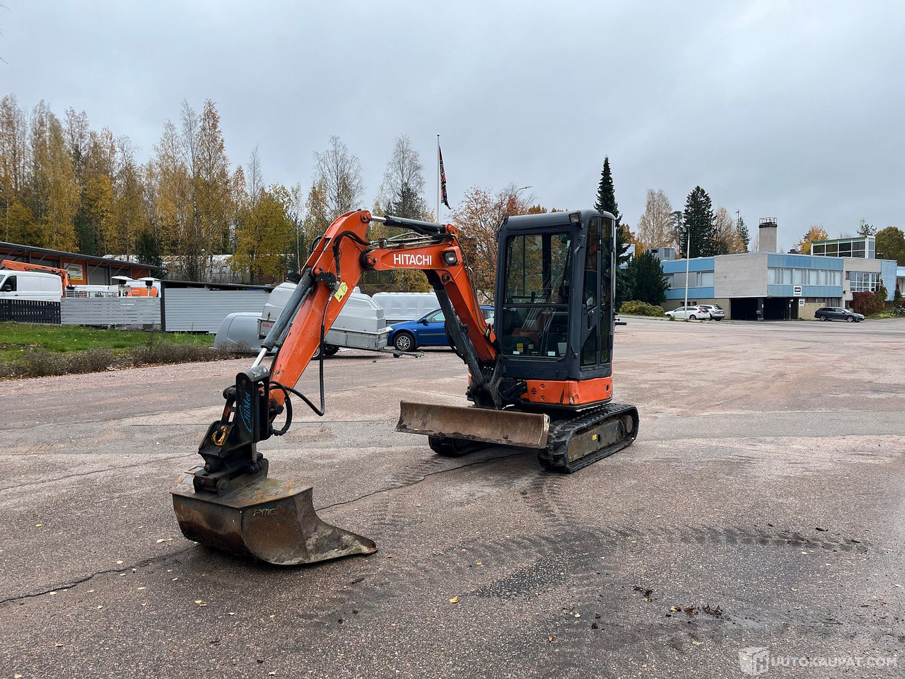 Hitachi Zaxis 29U, kaivinkone kallistajalla ja tyvitaitolla, 2014, Kouvola - Mini excavator: picture 2 Hitachi Zaxis 29U, kaivinkone kallistajalla ja tyvitaitolla, 2014, Kouvola - Mini excavator: picture 2