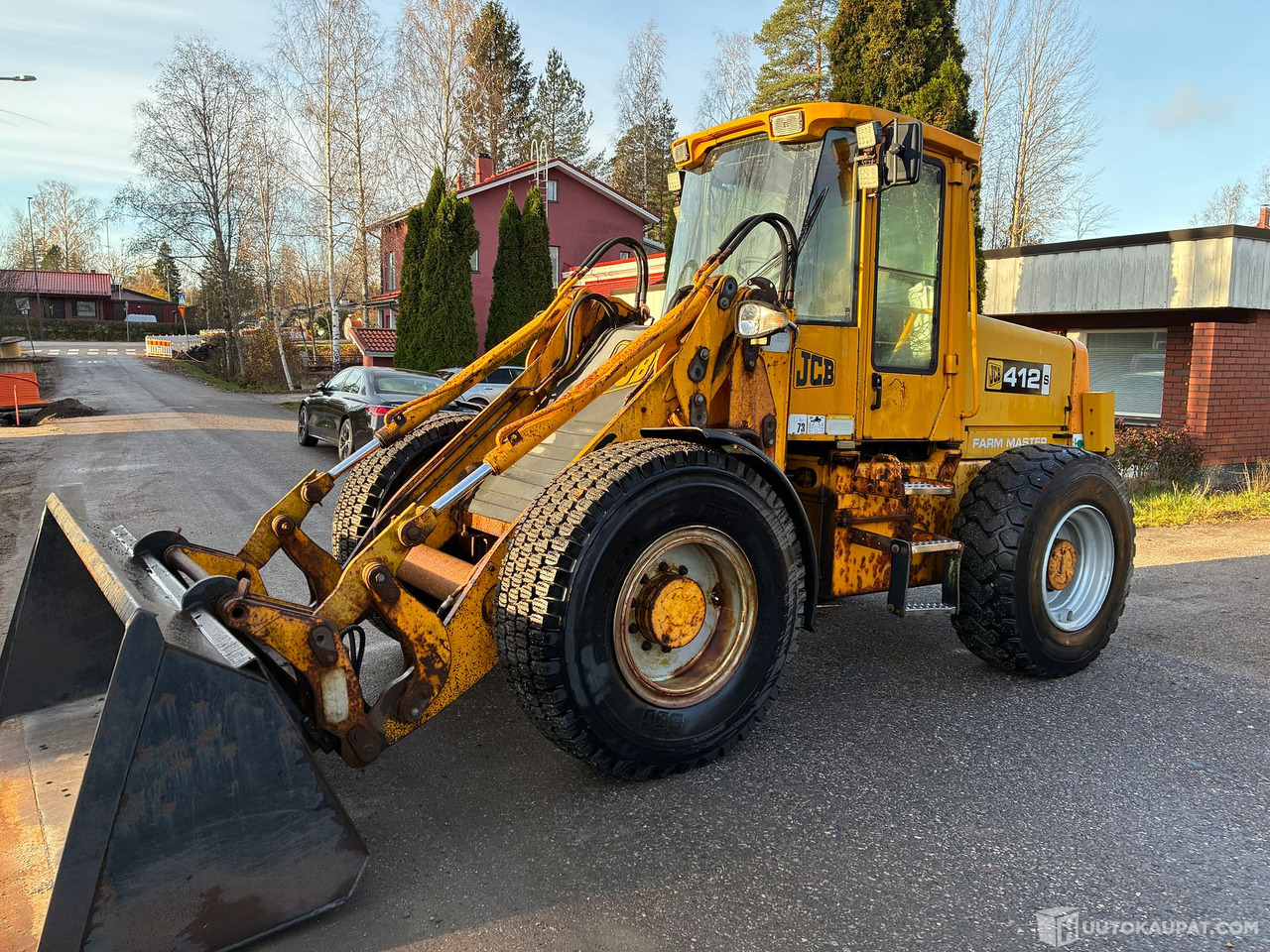 JCB 412, 1999 Pyöräkuormaaja + 3 kauhaa yms, Tuusula - Wheel loader: picture 1 JCB 412, 1999 Pyöräkuormaaja + 3 kauhaa yms, Tuusula - Wheel loader: picture 1