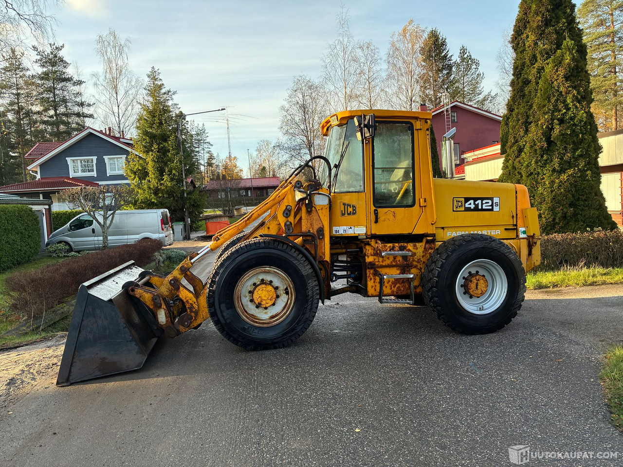 JCB 412, 1999 Pyöräkuormaaja + 3 kauhaa yms, Tuusula - Wheel loader: picture 2 JCB 412, 1999 Pyöräkuormaaja + 3 kauhaa yms, Tuusula - Wheel loader: picture 2