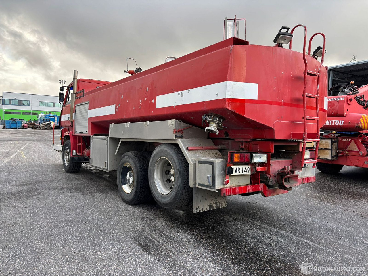 Sisu säiliöauto, 1983, Vantaa - Tank truck: picture 3 Sisu säiliöauto, 1983, Vantaa - Tank truck: picture 3