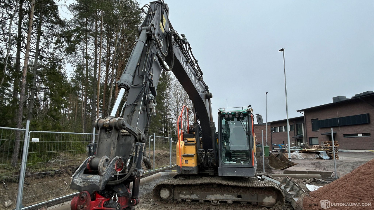 Tela-alustainen kaivinkone Volvo ECR145EL, vm. 2017, Pöytyä - Crawler excavator: picture 3 Tela-alustainen kaivinkone Volvo ECR145EL, vm. 2017, Pöytyä - Crawler excavator: picture 3