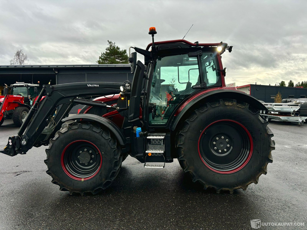 Valtra N175 traktori, 2024, vain 360h!! MTK25, Kempele - Farm tractor: picture 3 Valtra N175 traktori, 2024, vain 360h!! MTK25, Kempele - Farm tractor: picture 3