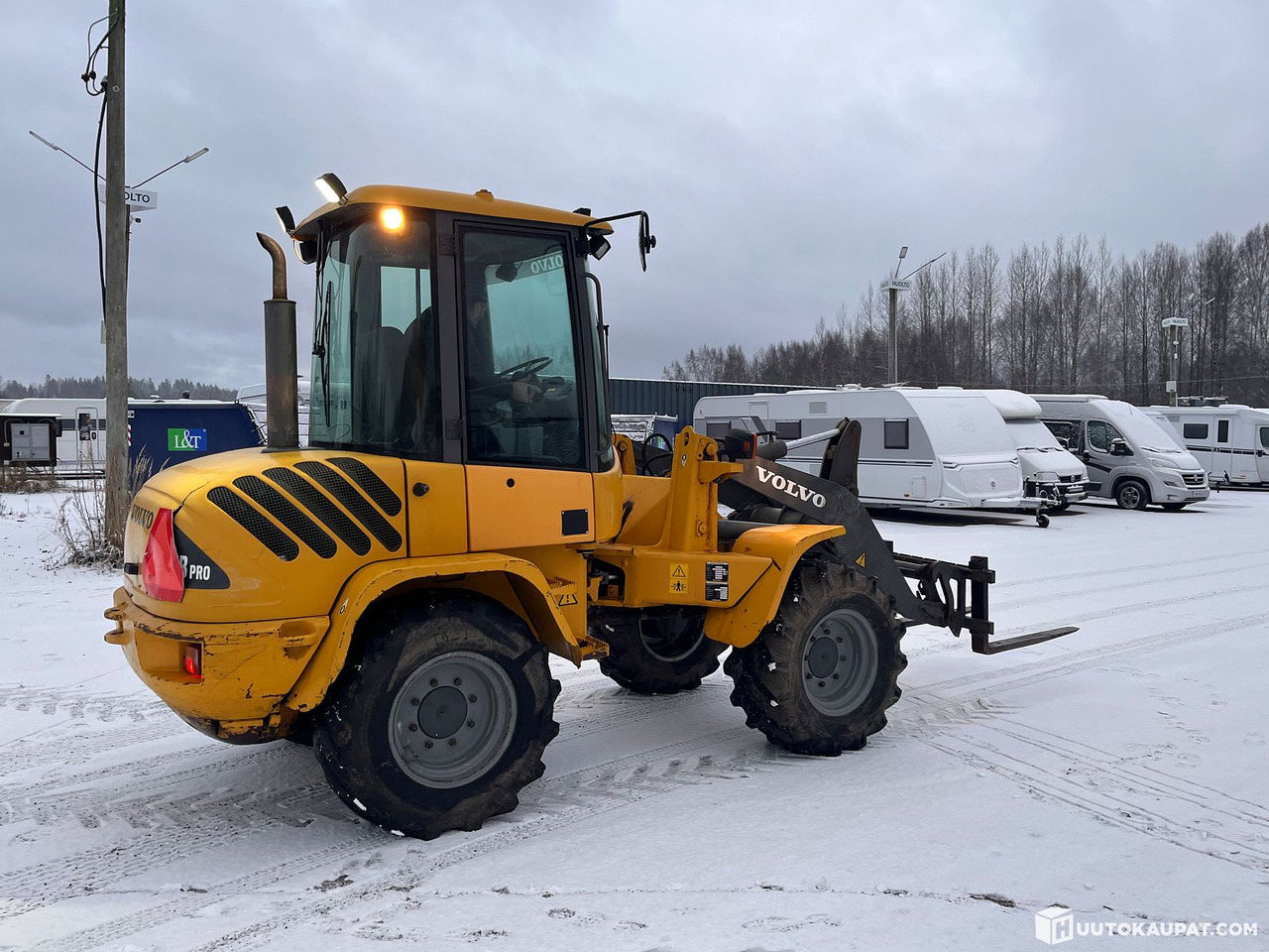 Volvo L35B Pro wheel loader with opening bucket and pallet forks, 2005, Vihti - Wheel loader: picture 5 Volvo L35B Pro wheel loader with opening bucket and pallet forks, 2005, Vihti - Wheel loader: picture 5
