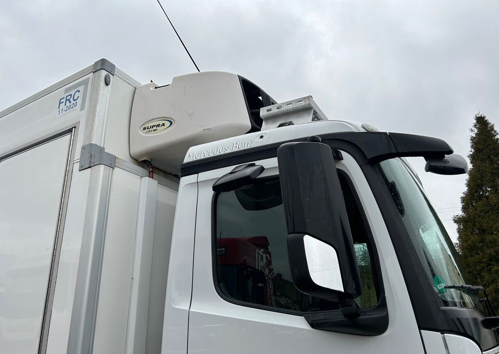 Mercedes-Benz Antos 1824 CARRIER SUPRA 1150 DRZWI + winda i drzwi boczne / 7.7m / z Holandii / KLIMA LEKKI / Axor man Tgm T1000-R THERMO King - Refrigerator truck: picture 2 Mercedes-Benz Antos 1824 CARRIER SUPRA 1150 DRZWI + winda i drzwi boczne / 7.7m / z Holandii / KLIMA LEKKI / Axor man Tgm T1000-R THERMO King - Refrigerator truck: picture 2