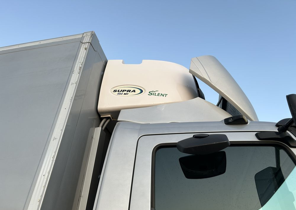 Mercedes-Benz Axor 1824 237000km !! TOP 8m 20 palet / z Niemiec / Euro 5 ! / agregat Carrier Supra 950 - Refrigerator truck: picture 4 Mercedes-Benz Axor 1824 237000km !! TOP 8m 20 palet / z Niemiec / Euro 5 ! / agregat Carrier Supra 950 - Refrigerator truck: picture 4