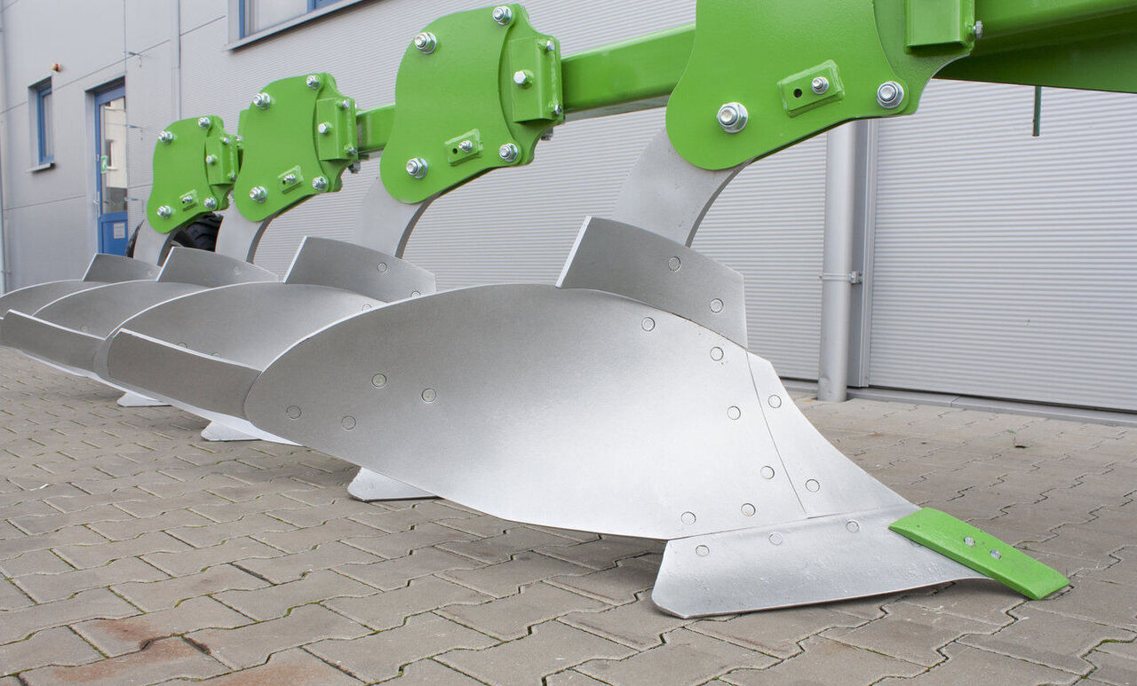 Bomet U031/1 3+1, korpus:30 - 38 - 45cm, 1,20/1,52/1,80m jednobelkowy - Plow: picture 4 Bomet U031/1 3+1, korpus:30 - 38 - 45cm, 1,20/1,52/1,80m jednobelkowy - Plow: picture 4