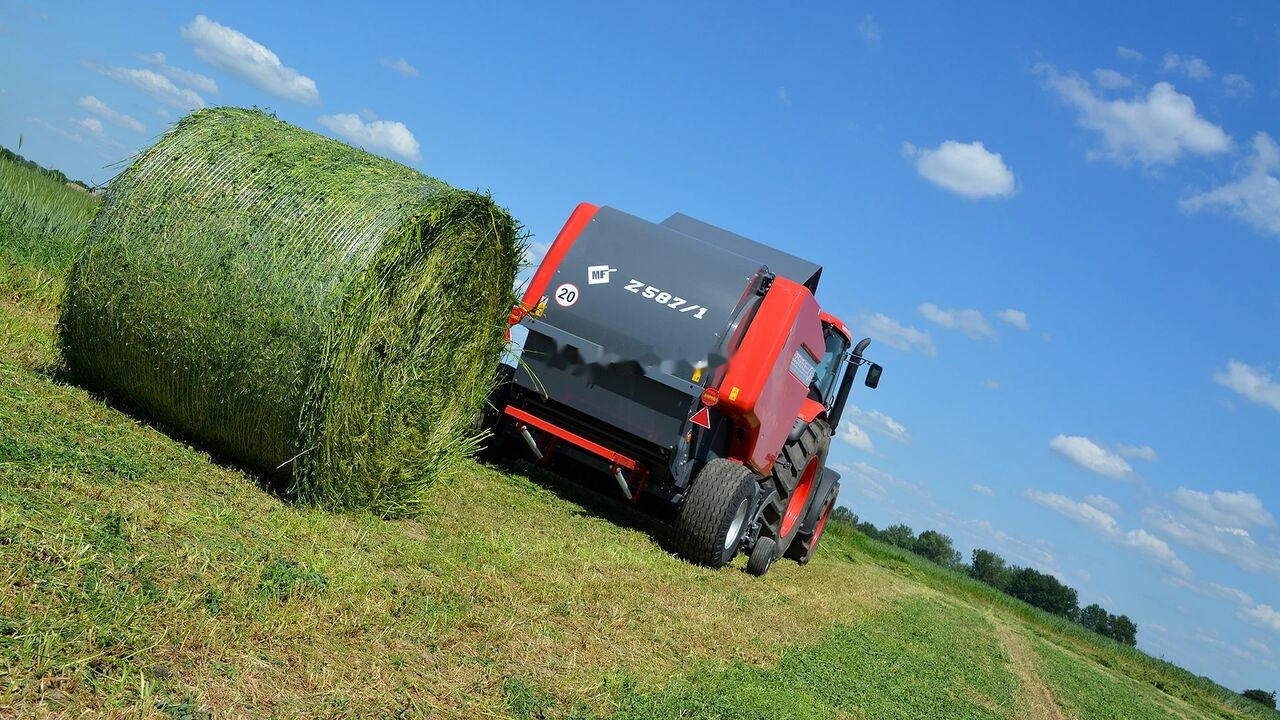 Metal-Fach Z587 - Round baler: picture 2 Metal-Fach Z587 - Round baler: picture 2
