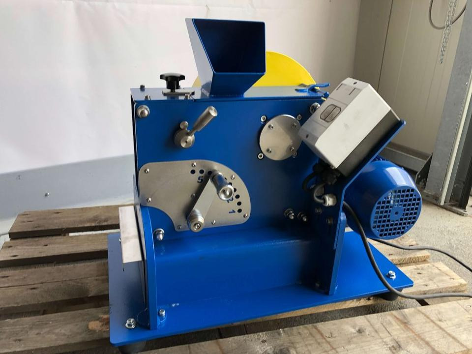 Labor BACKENBRECHER JC 100 - Jaw crusher: picture 3 Labor BACKENBRECHER JC 100 - Jaw crusher: picture 3