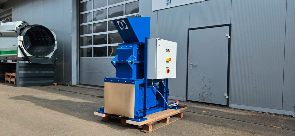 Labor HAMMERMÜHLE HM 300 - Crusher: picture 1 Labor HAMMERMÜHLE HM 300 - Crusher: picture 1