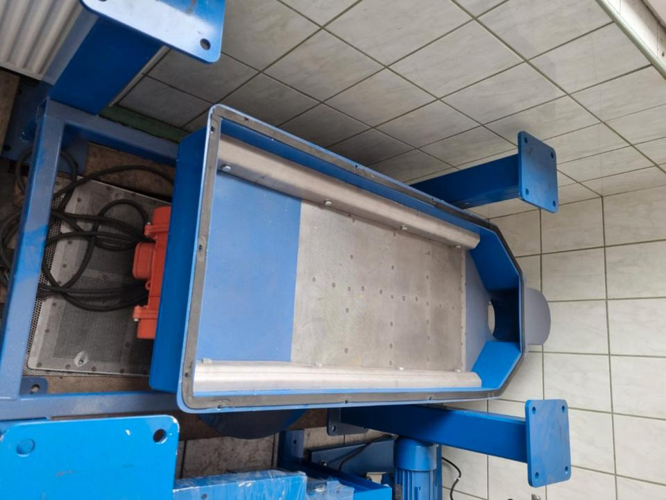 Siebmaschine SM 1 - Screener: picture 2 Siebmaschine SM 1 - Screener: picture 2