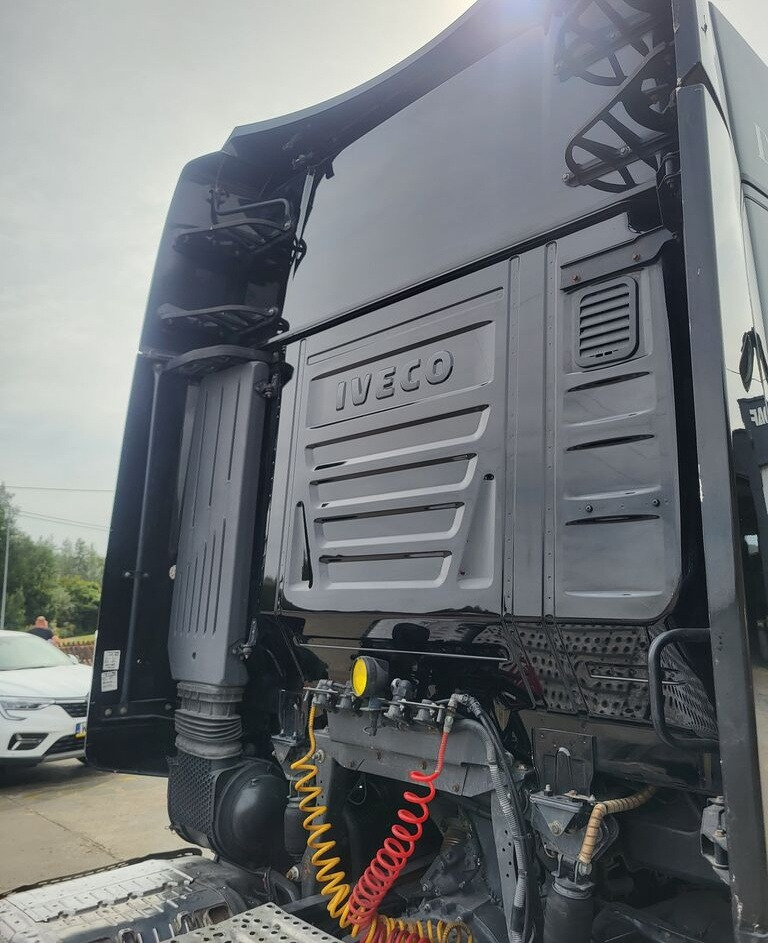 IVECO Stralis Hi-Way EEV 2017r.   IVECO Iveco Stralis Hi-Way EEV 2017r. truck - Aerodynamics/ Spoiler for Truck: picture 4 IVECO Stralis Hi-Way EEV 2017r.   IVECO Iveco Stralis Hi-Way EEV 2017r. truck - Aerodynamics/ Spoiler for Truck: picture 4