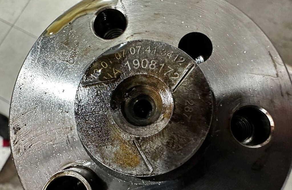 Scania R 730 V8 Scania R 730 V8 truck - Camshaft for Truck: picture 5 Scania R 730 V8 Scania R 730 V8 truck - Camshaft for Truck: picture 5