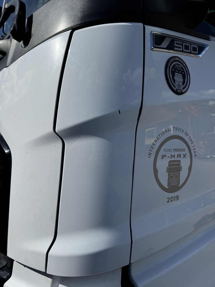 Ford F-Max - Bumper corner: picture 1 Ford F-Max - Bumper corner: picture 1