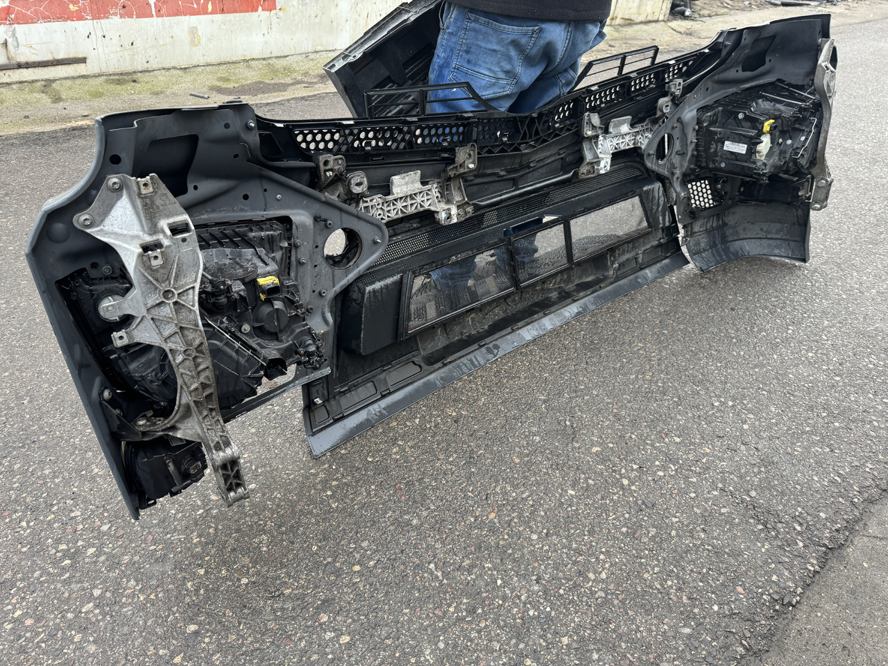 Mercedes-Benz Antos - Bumper for Truck: picture 5 Mercedes-Benz Antos - Bumper for Truck: picture 5