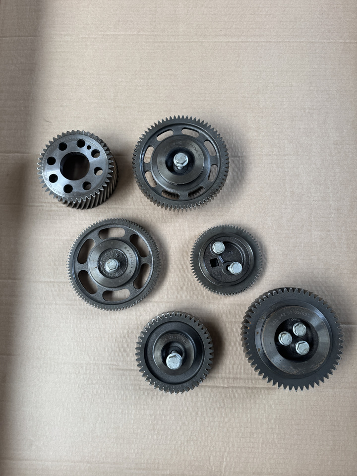 Mercedes-Benz Atego III E6 OM934LA Mercedes-Benz Atego III E6 - Camshaft for Truck: picture 2 Mercedes-Benz Atego III E6 OM934LA Mercedes-Benz Atego III E6 - Camshaft for Truck: picture 2