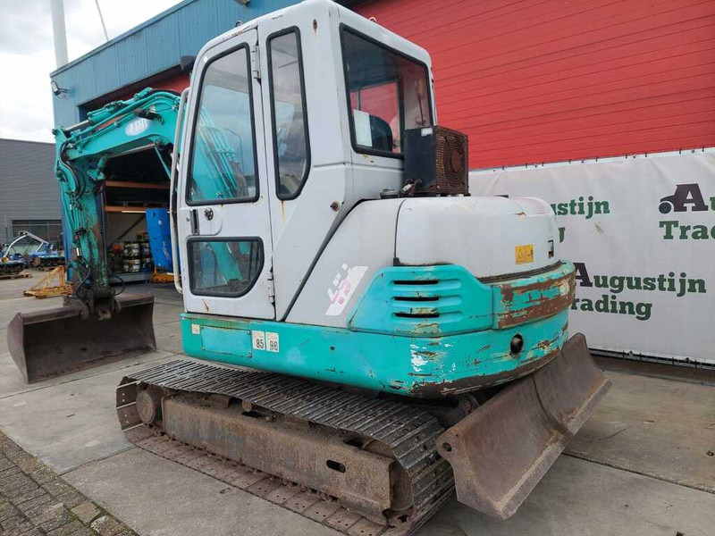 IHI 45J - Mini excavator: picture 3 IHI 45J - Mini excavator: picture 3