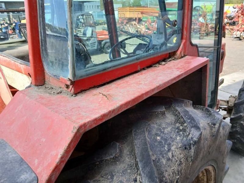 Renault 781-4 - Farm tractor: picture 2 Renault 781-4 - Farm tractor: picture 2