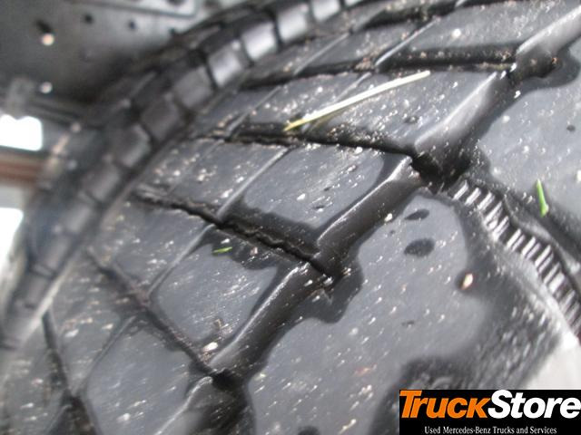 FUSO Canter 7C18 - Box van: picture 5 FUSO Canter 7C18 - Box van: picture 5