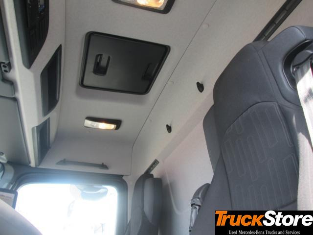 Mercedes-Benz Antos 2530 L - Refrigerator truck: picture 5 Mercedes-Benz Antos 2530 L - Refrigerator truck: picture 5