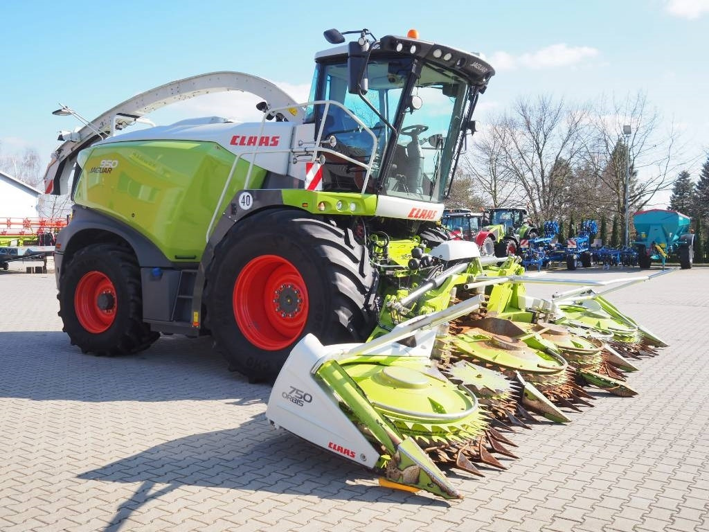 Claas Jaguar 950 4WD + Orbis 750 - Forage harvester: picture 4 Claas Jaguar 950 4WD + Orbis 750 - Forage harvester: picture 4