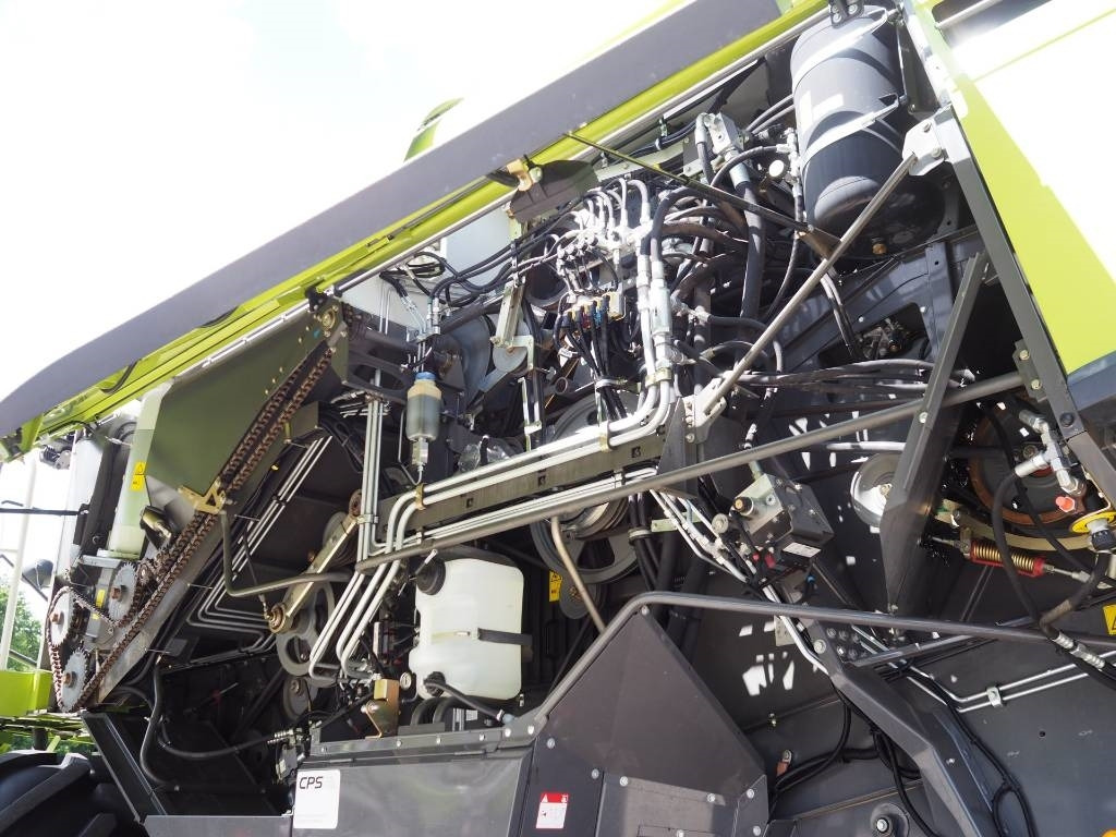 Combine harvester Claas Lexion 750 GPS + V770: picture 8