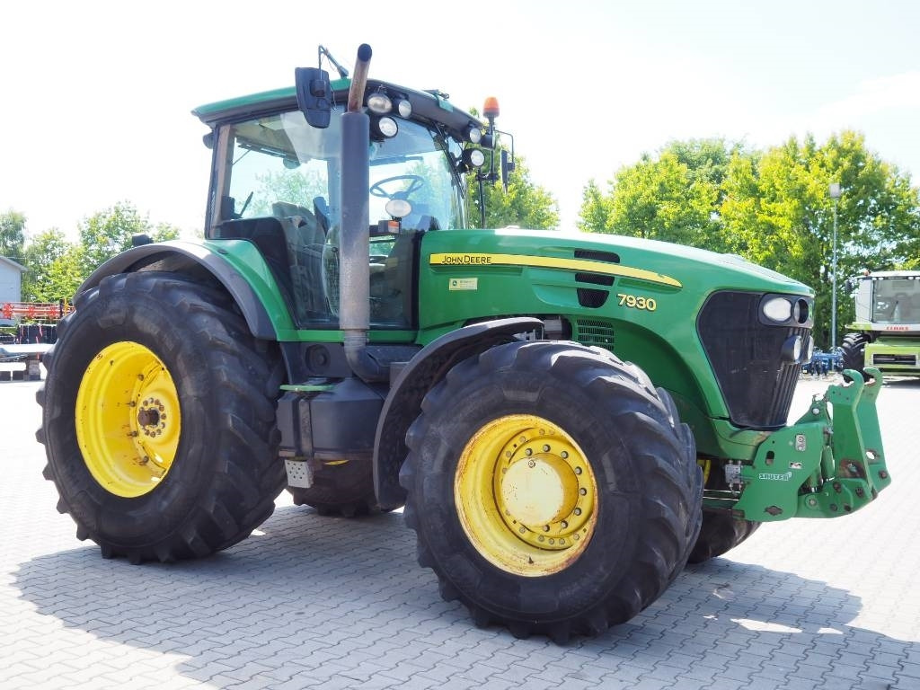 John Deere 7930 - Farm tractor: picture 4 John Deere 7930 - Farm tractor: picture 4