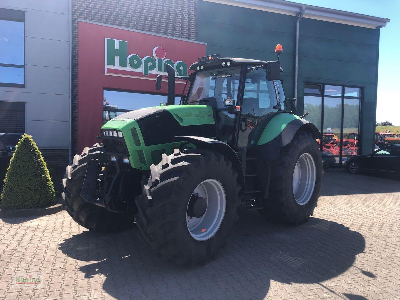 Deutz-Fahr 7210 TTV - Farm tractor: picture 1 Deutz-Fahr 7210 TTV - Farm tractor: picture 1