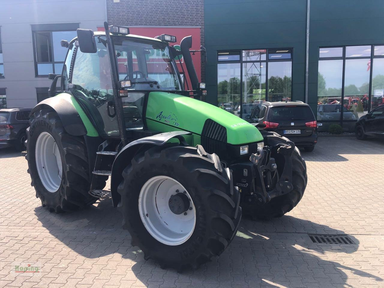 Deutz-Fahr Agrotron 135 - Farm tractor: picture 1 Deutz-Fahr Agrotron 135 - Farm tractor: picture 1