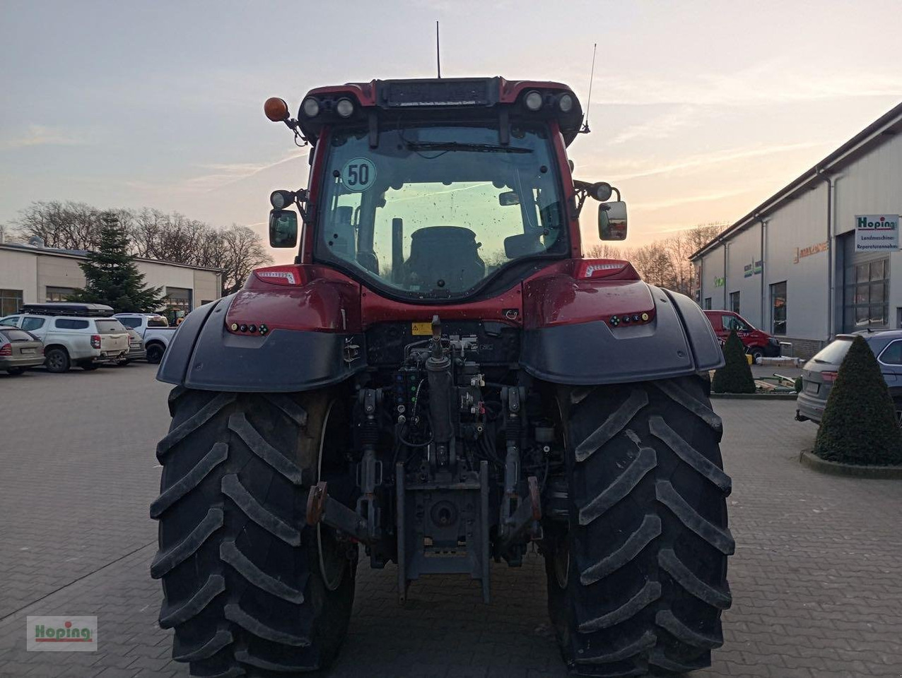 Farm tractor Valtra T 154 V: picture 7