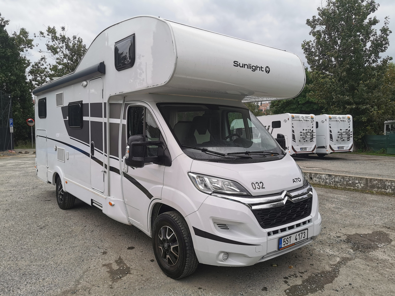 SUNLIGHT A 70 - Alcove motorhome: picture 1 SUNLIGHT A 70 - Alcove motorhome: picture 1