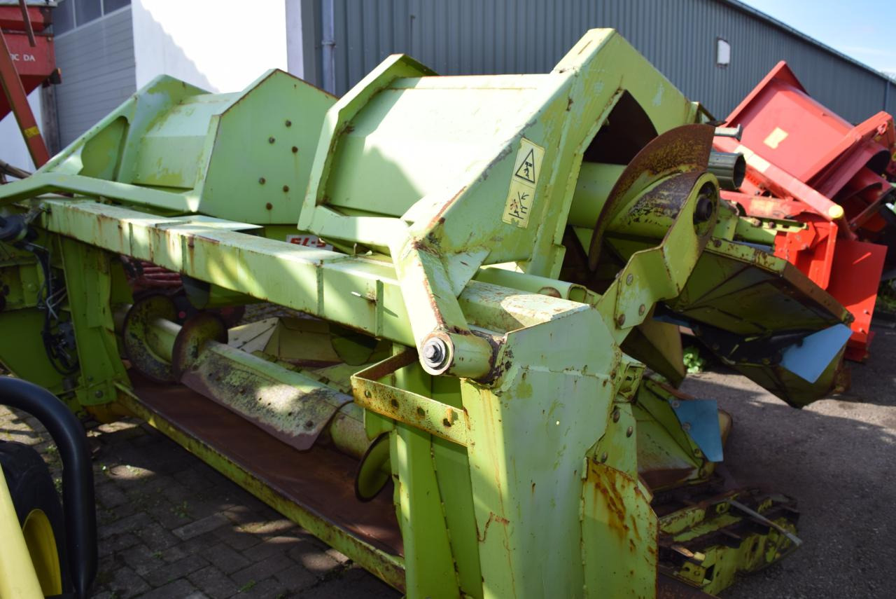 CLAAS 6-75 - Corn header: picture 3 CLAAS 6-75 - Corn header: picture 3