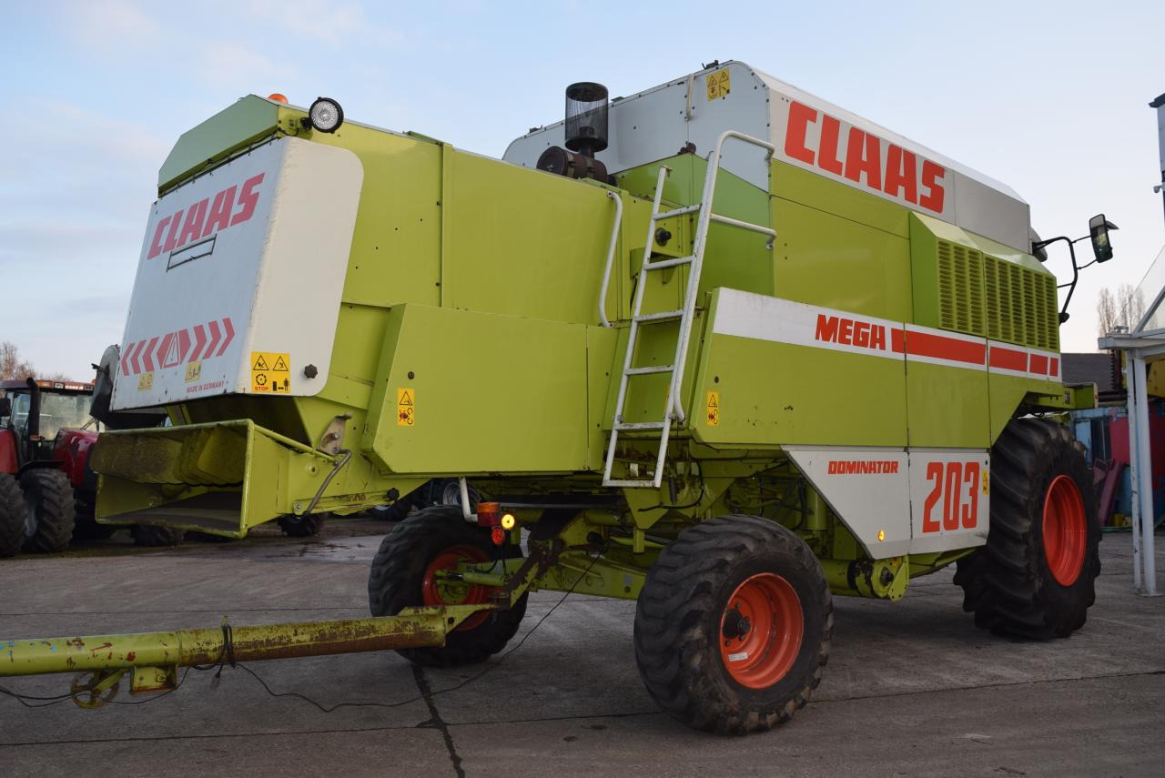 CLAAS Dominator 203 Mega - Combine harvester: picture 4 CLAAS Dominator 203 Mega - Combine harvester: picture 4