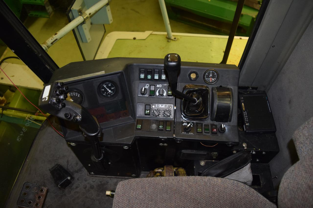 Forage harvester CLAAS Jaguar 860: picture 8