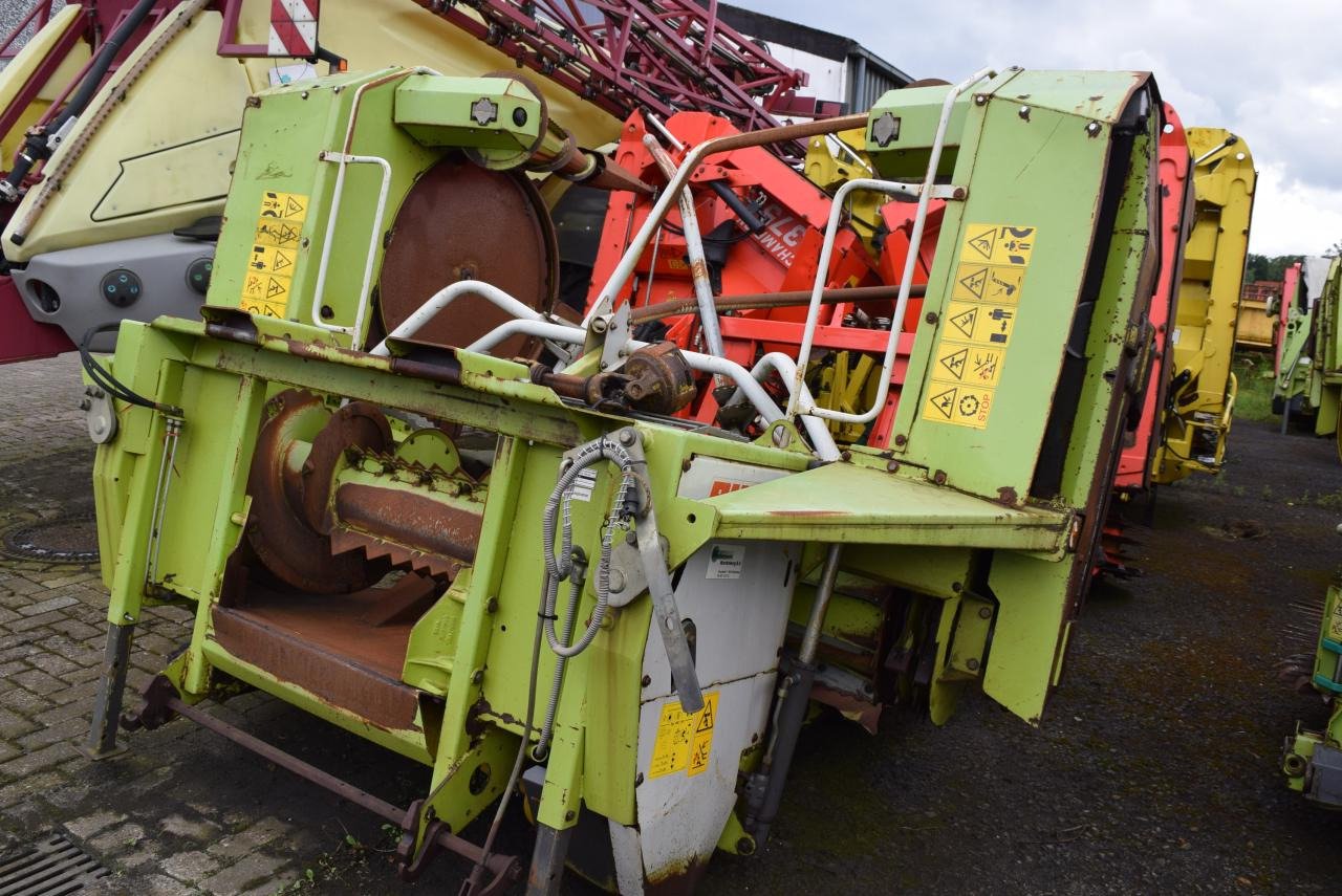 CLAAS RU 450 - Corn header: picture 2 CLAAS RU 450 - Corn header: picture 2