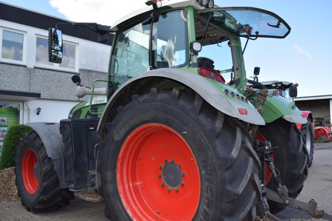 Fendt 724 Vario TMS SCR ProfiPlus - Farm tractor: picture 4 Fendt 724 Vario TMS SCR ProfiPlus - Farm tractor: picture 4