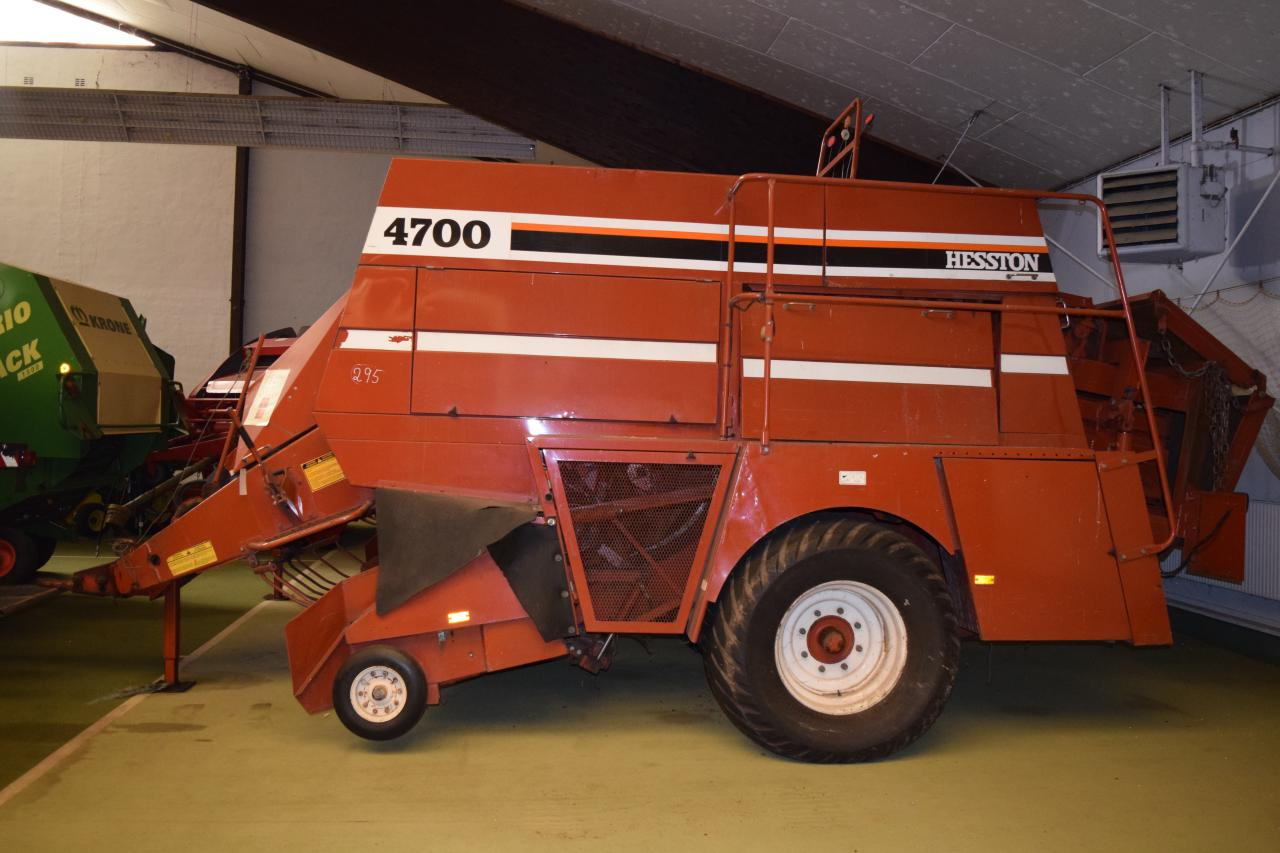 Fiat Hesston 4700 - Square baler: picture 1 Fiat Hesston 4700 - Square baler: picture 1