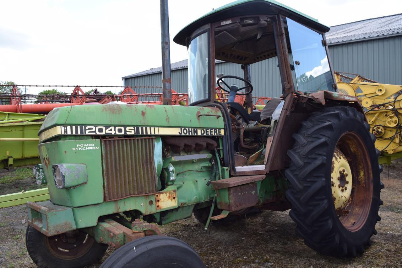 John Deere 2040 S *zur Teileverwertung* - Farm tractor: picture 1 John Deere 2040 S *zur Teileverwertung* - Farm tractor: picture 1