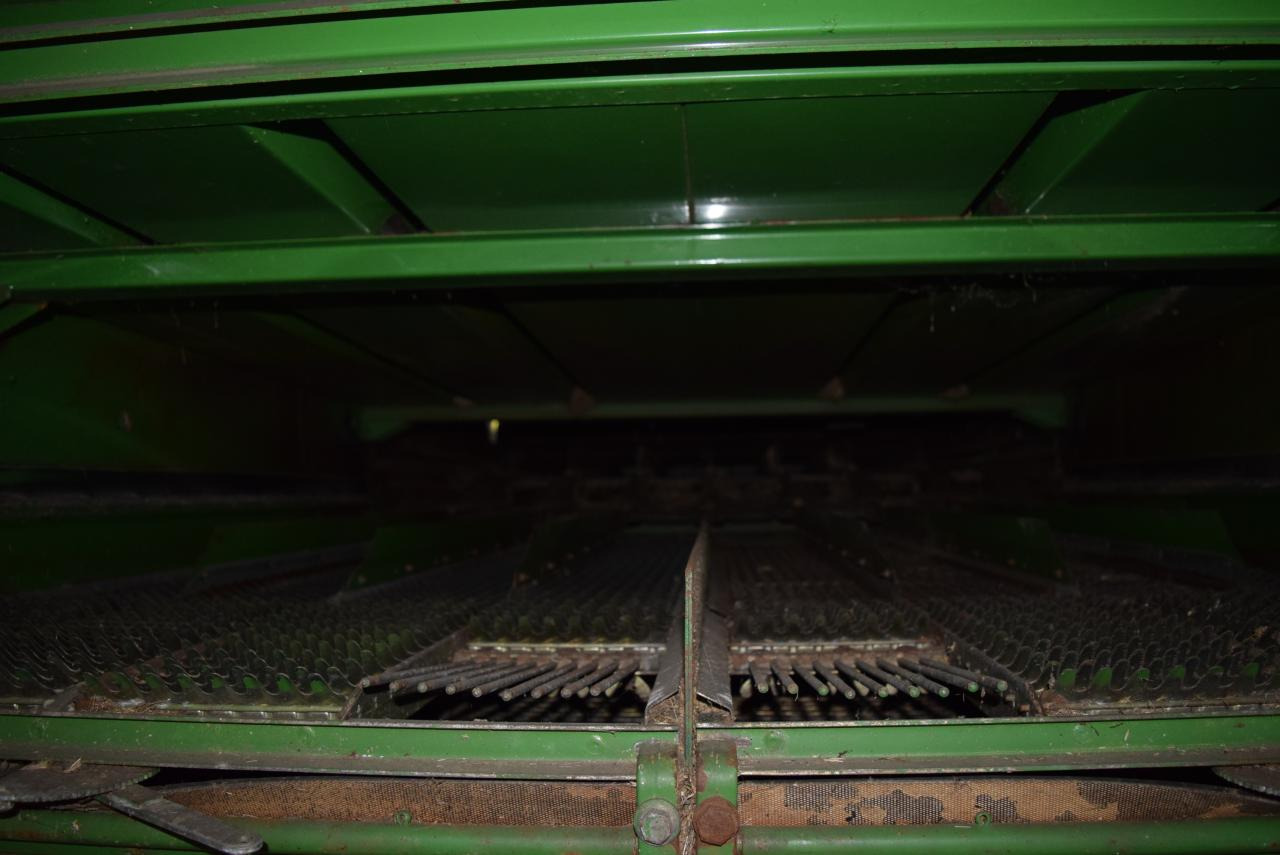 John Deere 2066 - Combine harvester: picture 4 John Deere 2066 - Combine harvester: picture 4