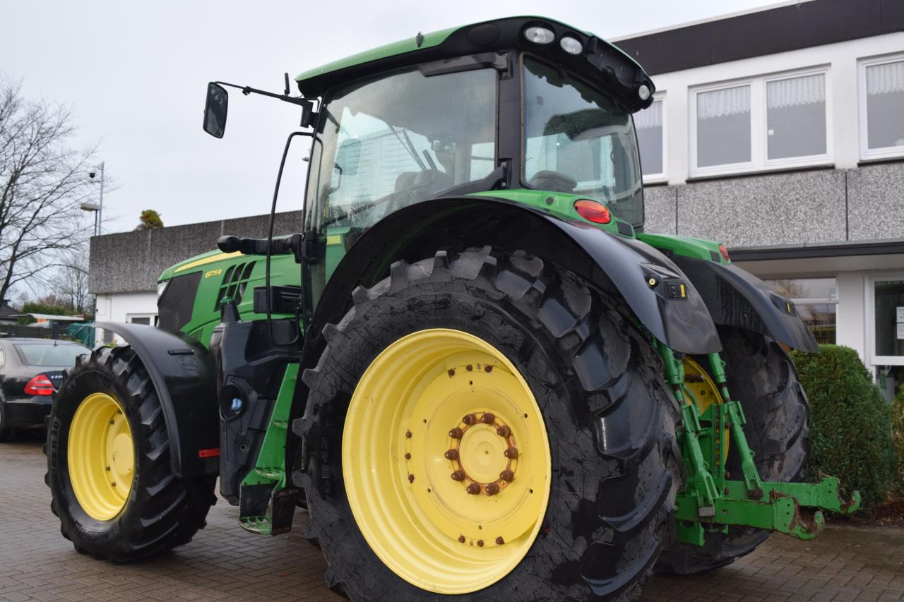 John Deere 6175 R - Farm tractor: picture 5 John Deere 6175 R - Farm tractor: picture 5