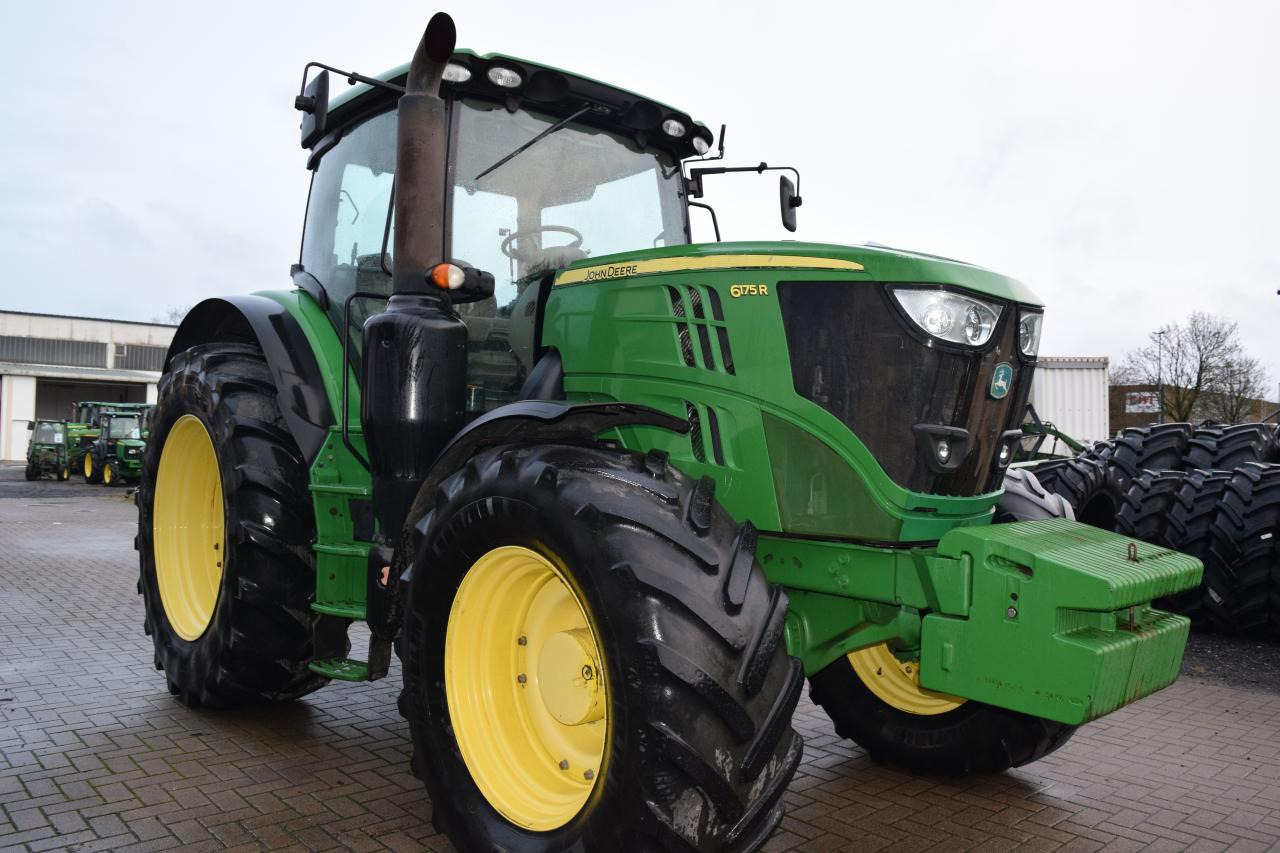 John Deere 6175 R - Farm tractor: picture 3 John Deere 6175 R - Farm tractor: picture 3