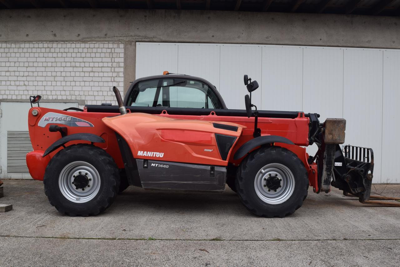 Manitou MT1440 - Telescopic handler: picture 2 Manitou MT1440 - Telescopic handler: picture 2