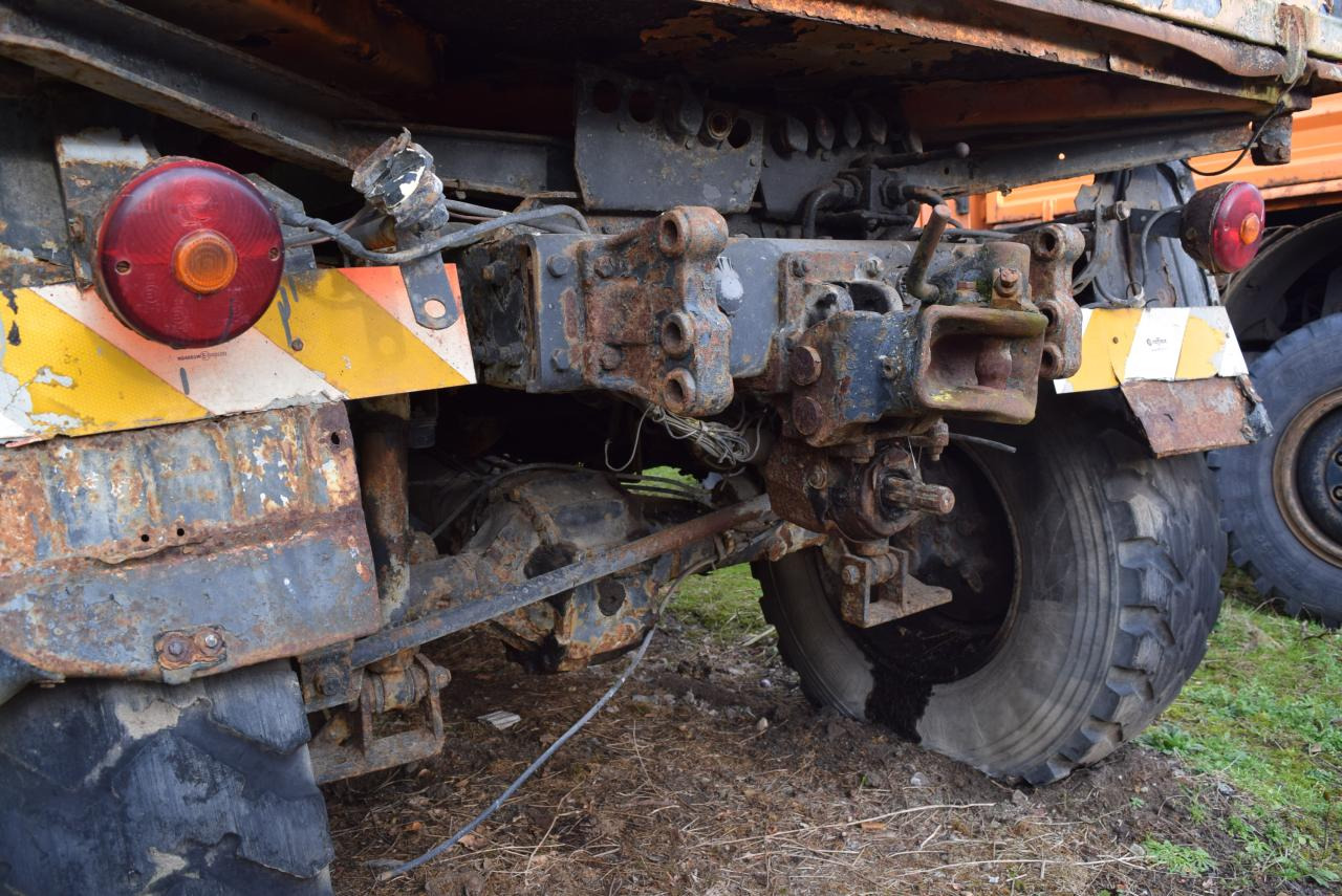 Mercedes-Benz Unimog U 1200 - Municipal/ Special vehicle: picture 5 Mercedes-Benz Unimog U 1200 - Municipal/ Special vehicle: picture 5