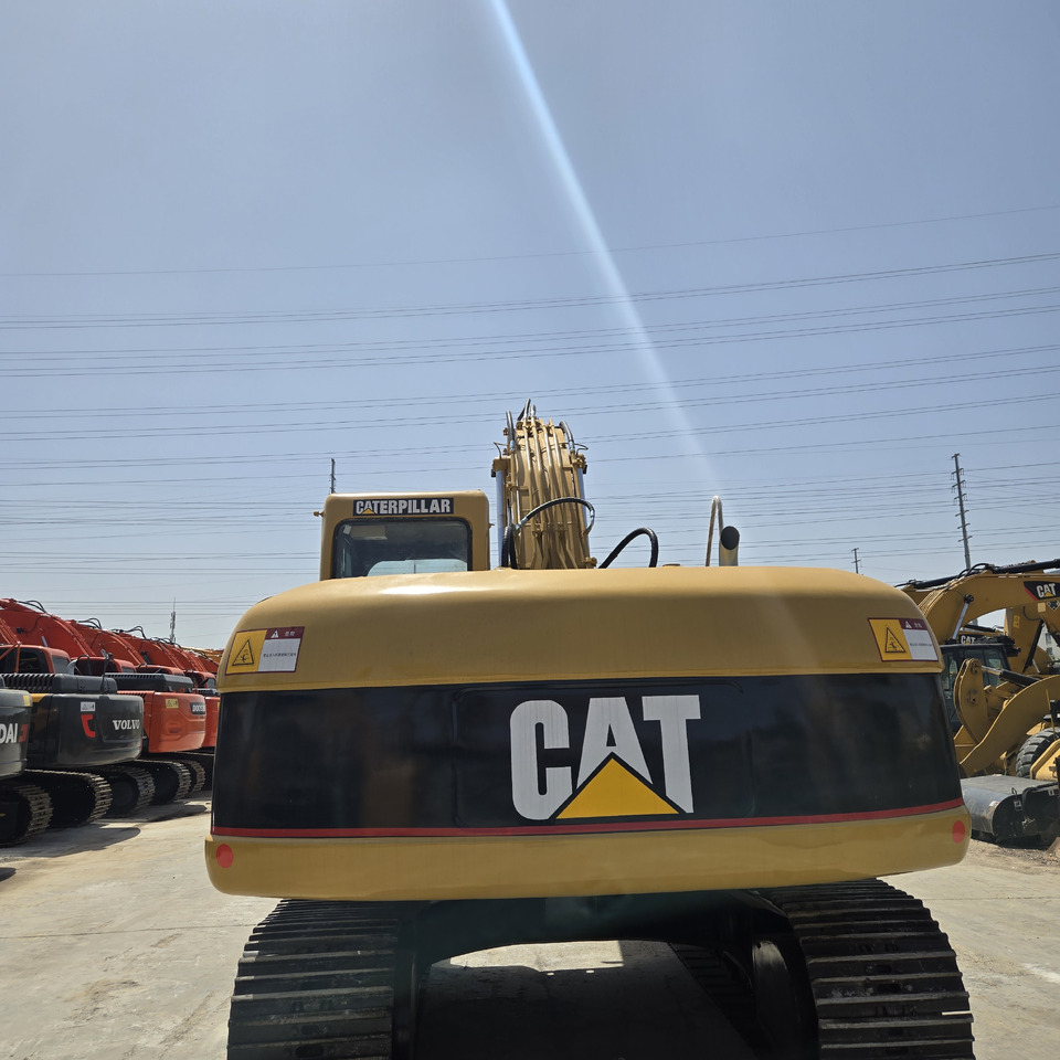 CAT 320C - Crawler excavator: picture 3 CAT 320C - Crawler excavator: picture 3