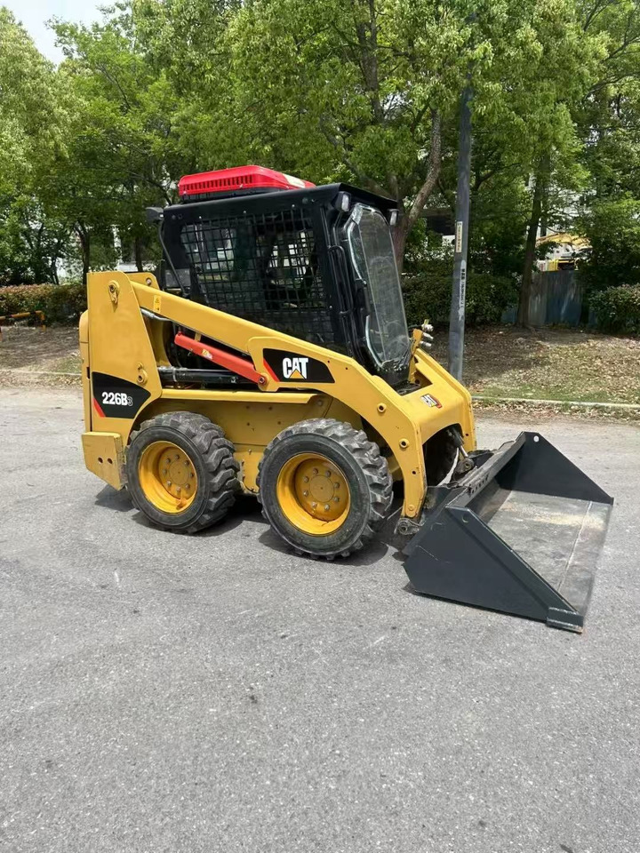 Lease a CATERPILLAR 226B-3 CATERPILLAR 226B-3: picture 7